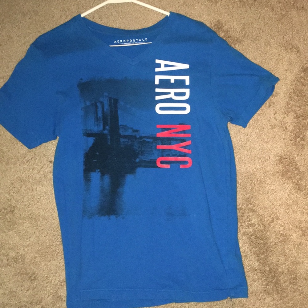 Men’s areopostale v neck shirt